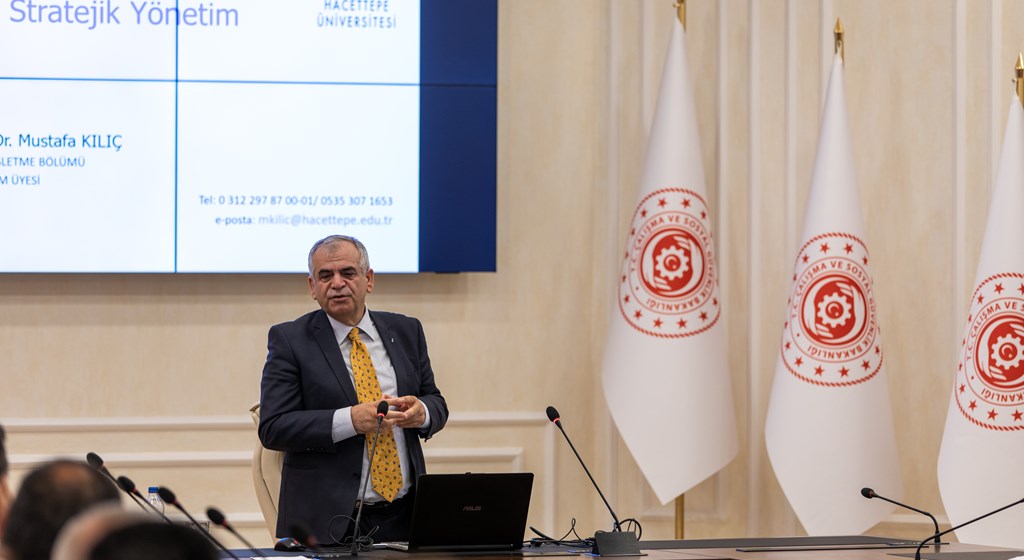 “Stratejik Yönetim Eğitimi” gerçekleştirildi