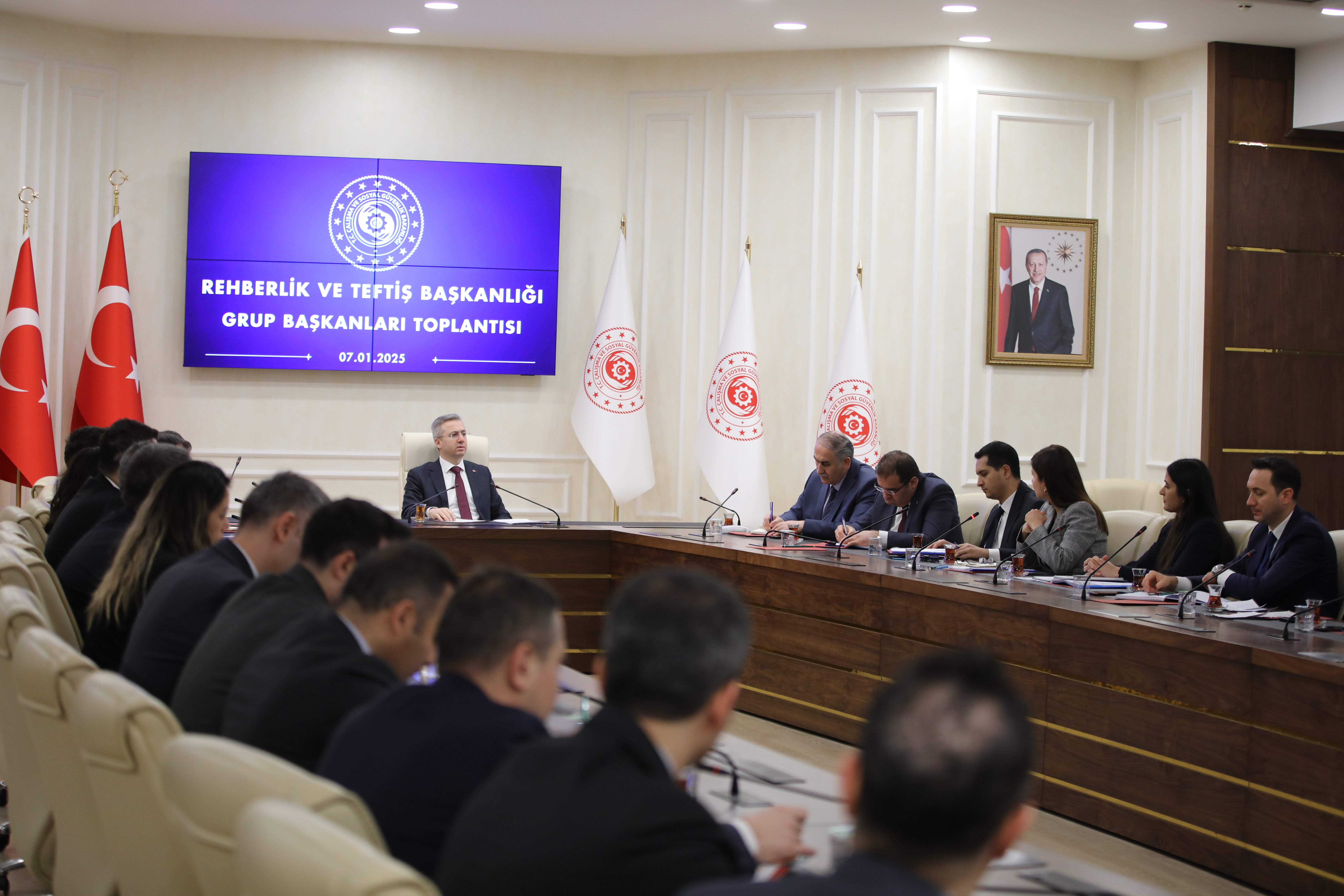 Rehberlik ve Teftiş Başkanlığı Grup Başkanları toplantısı, 7-8 Ocak 2025 tarihlerinde Reşat Moralı Toplantı Salonu'nda gerçekleştirildi.