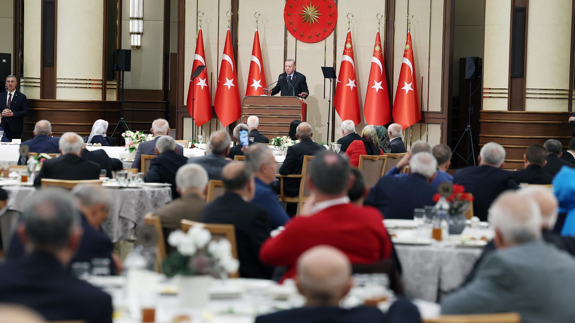 Bakan Işıkhan, Türkiye Yüzyılı’nın Emektarları Programı’na Katıldı