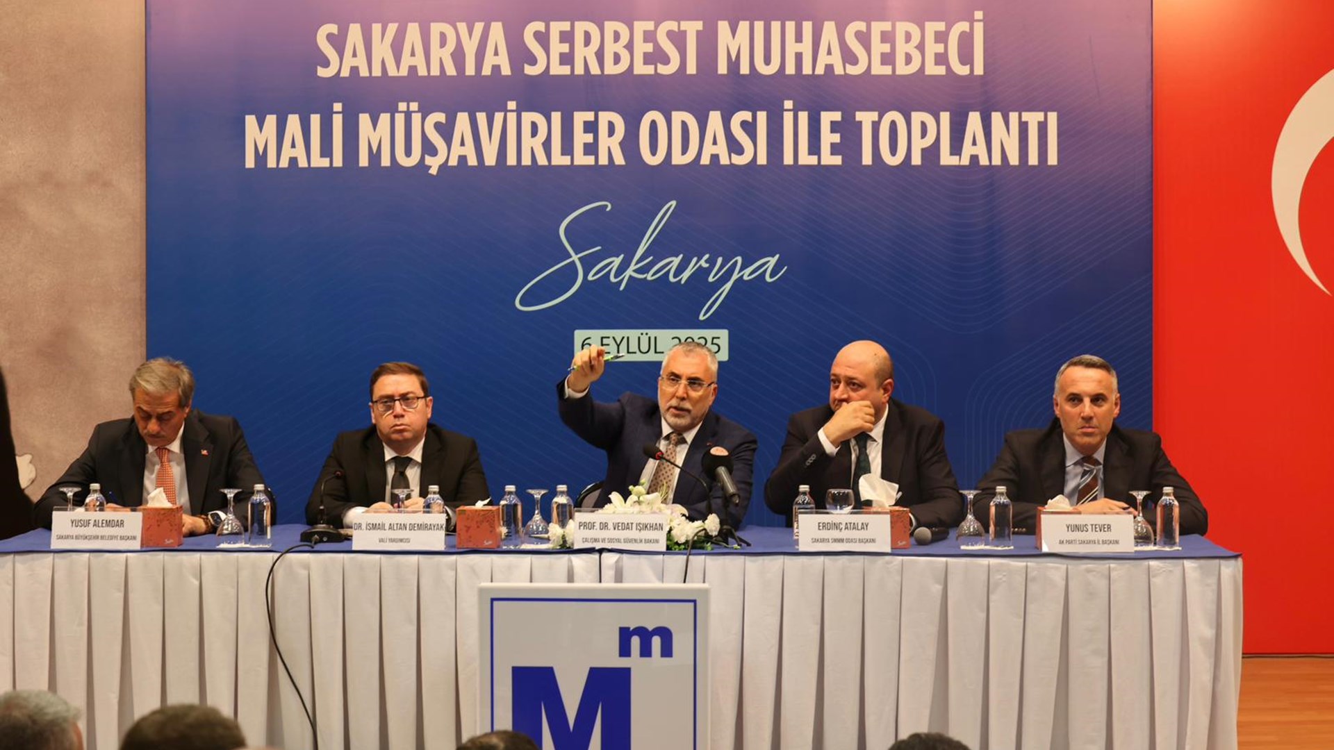 Bakan Işıkhan, Sakarya’da Ziyaretlerde Bulundu