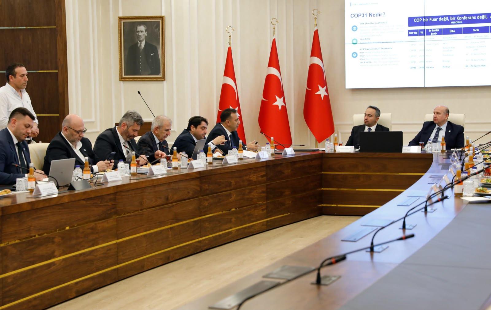 Bakan Yardımcımız Prof. Dr. Lutfihak Alpkan, Çevre, Şehircilik ve İklim Değişikliği Bakan Yardımcısı Burak Demiralp ile Bir Araya Geldi