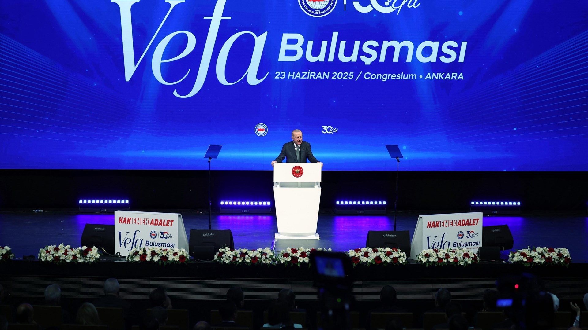 Bakan Işıkhan, “Memur-Sen 30. Yıl Vefa Buluşması Programı” na Katıldı