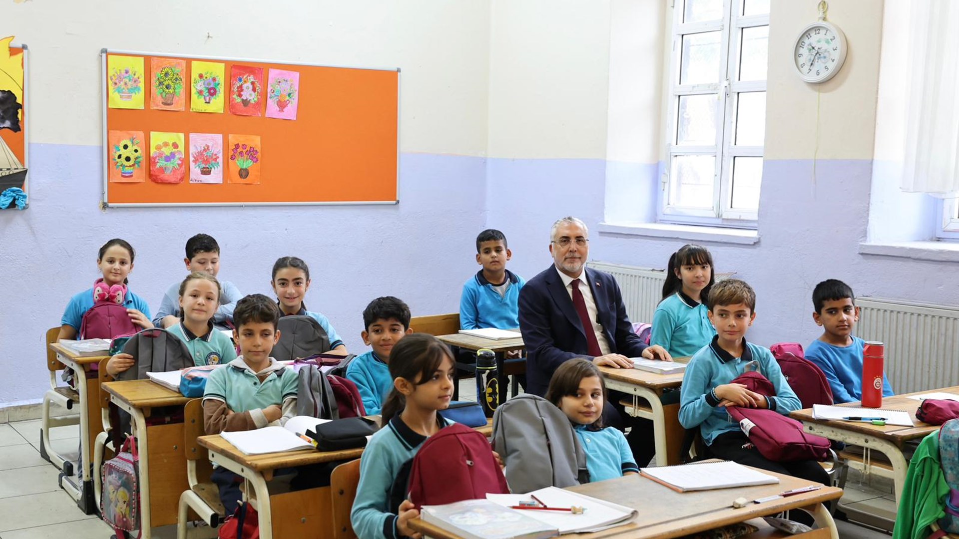 Bakan Işıkhan, İzmir’de Ziyaretlerde Bulundu