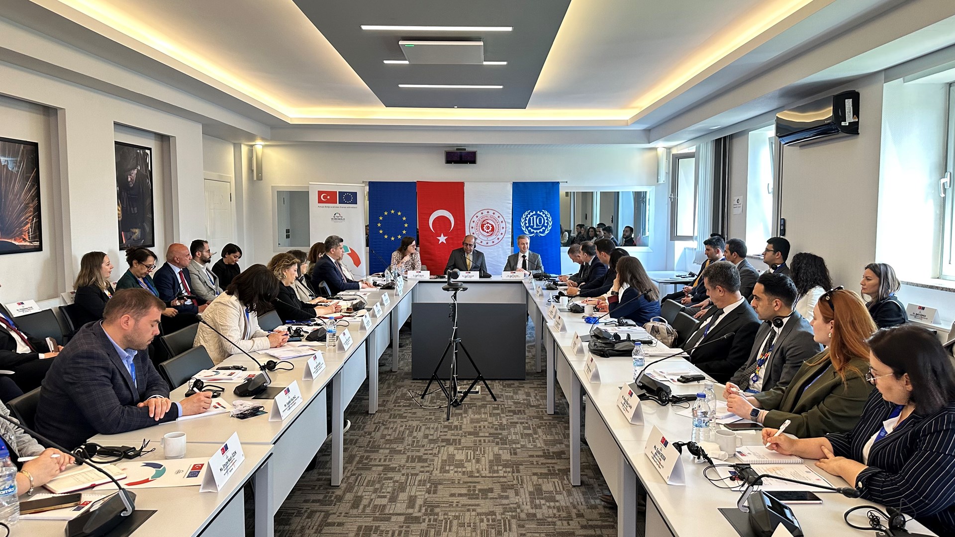 IPA III kapsamında yürütülen İş Teftiş ve Rehberlik Projesi’nin 4. Yönlendirme Komitesi Toplantısı, 27 Mayıs 2025 tarihinde ILO Türkiye Ofisi’nde gerçekleştirildi.