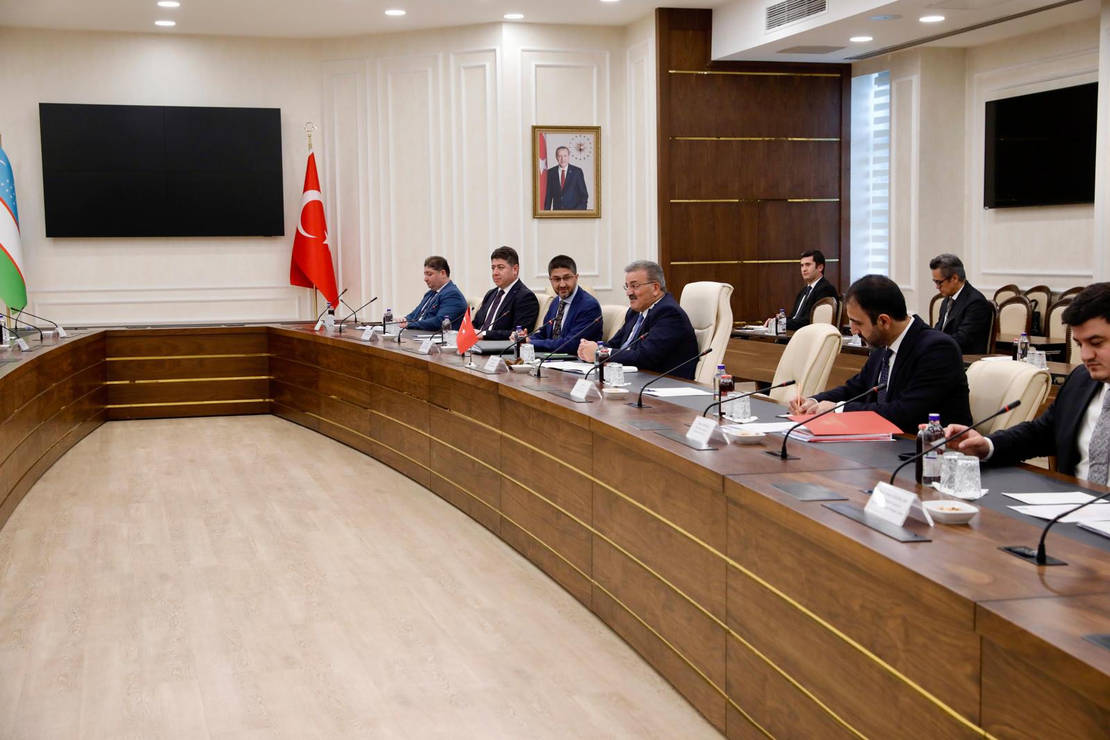 Bakan Yardımcımız Faruk Özçelik, Özbekistan Dışişleri Bakan Yardımcısı Olimjon Abdullaev ile Görüştü