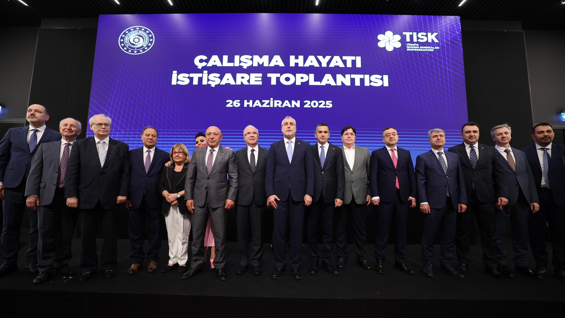 Bakan Işıkhan, “Çalışma Hayatı İstişare Toplantısı” na Katıldı