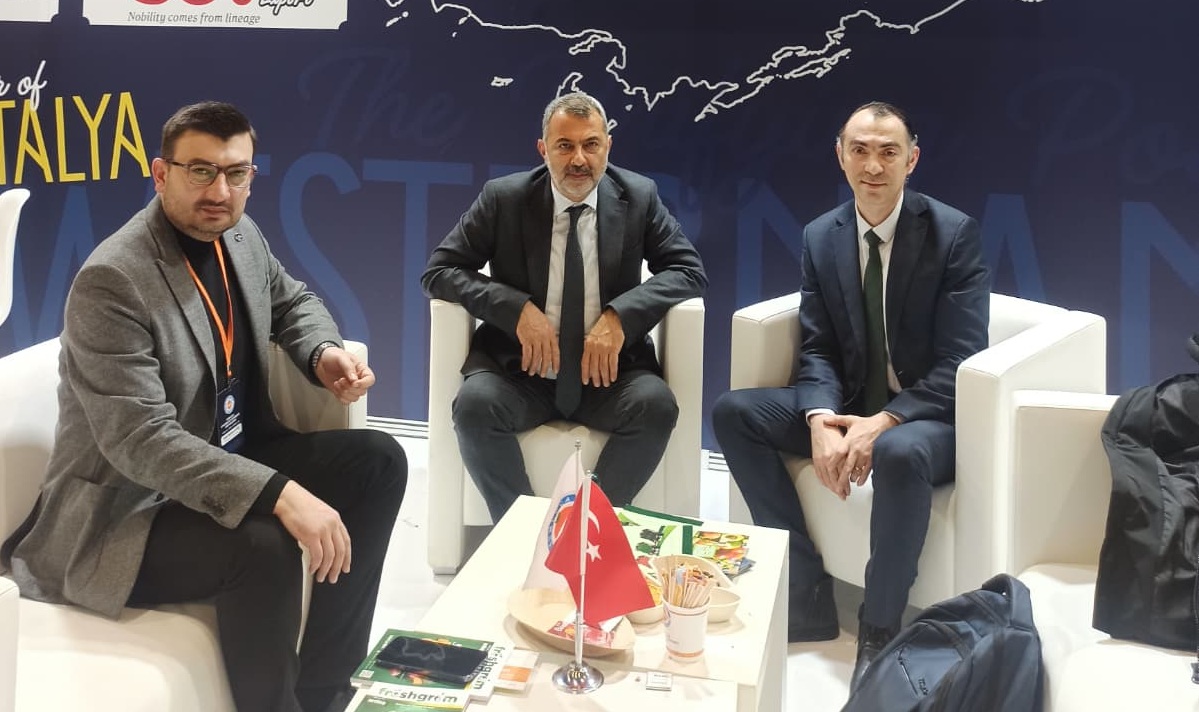 Berlin Çalışma ve Sosyal Güvenlik Ataşeliğimiz Fruit Logistica Berlin Fuarı Kapsamında KUTSO Standını Ziyaret Etti