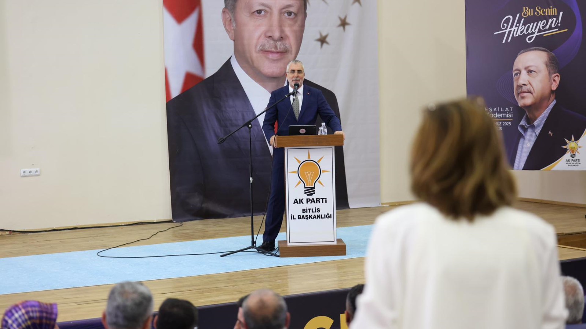 Bakan Işıkhan, Bitlis’te Ziyaretlerde Bulundu