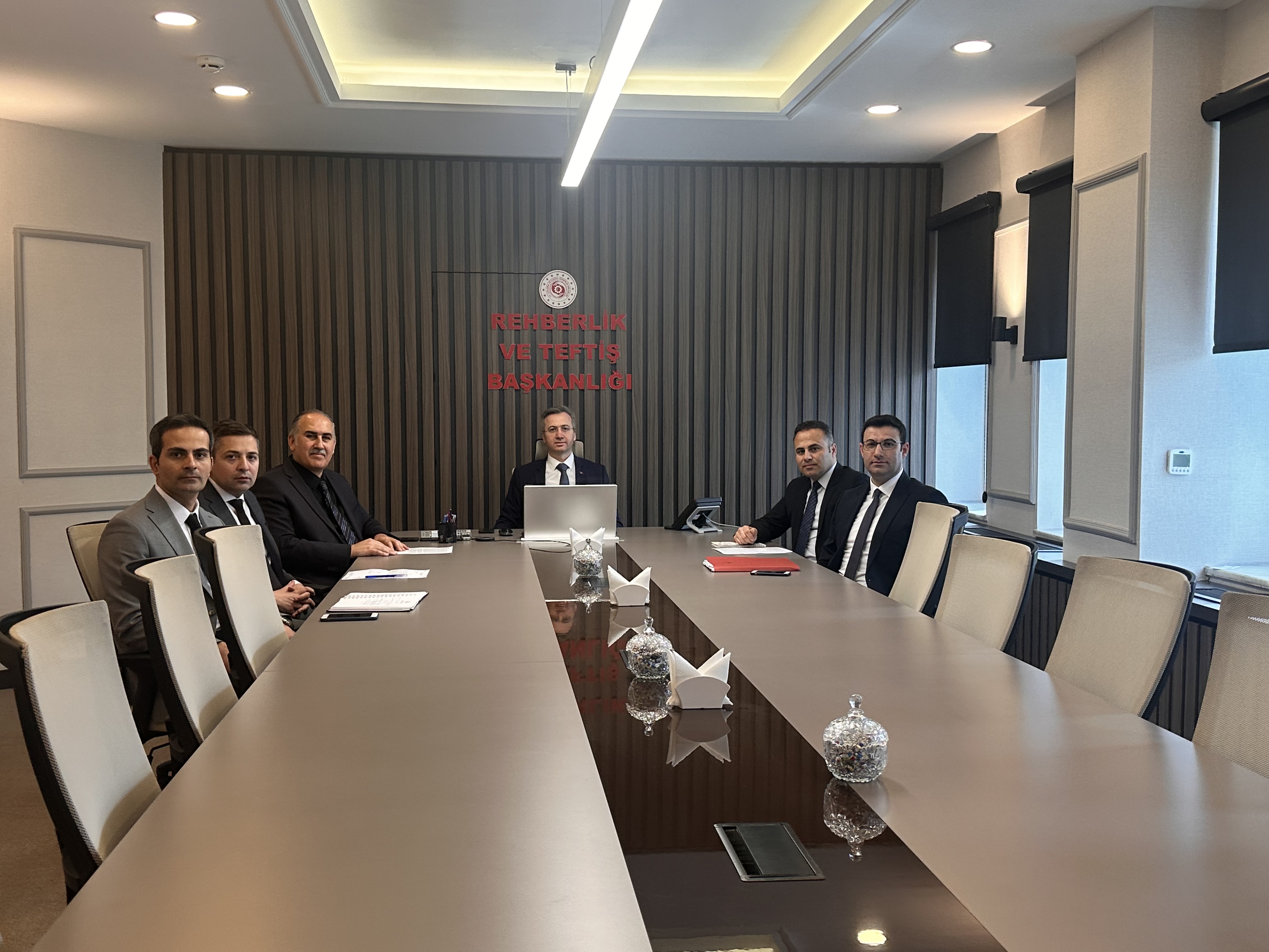 Grup Başkanlıkları Yöneticileri ile Toplantı Düzenlendi