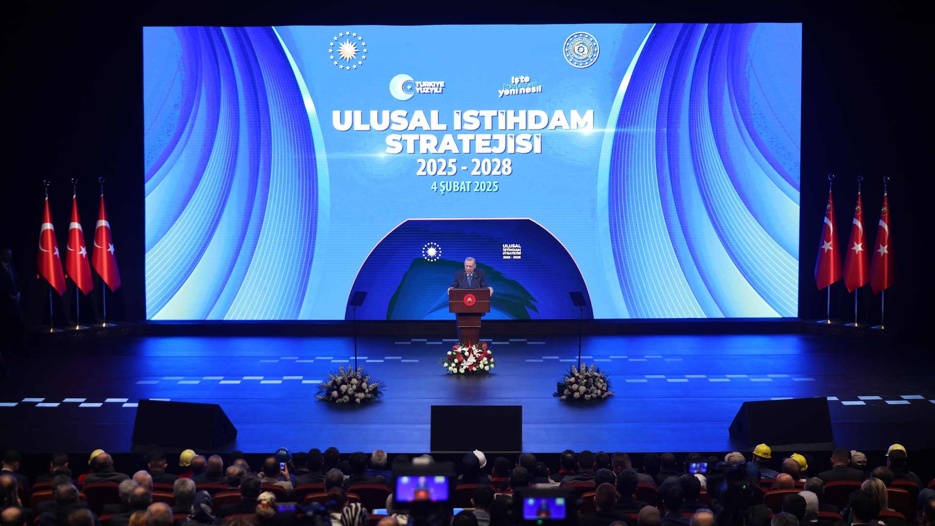 “Ulusal İstihdam Stratejisi Tanıtım Toplantısı” Cumhurbaşkanı Erdoğan’ın Katılımıyla Gerçekleştirildi