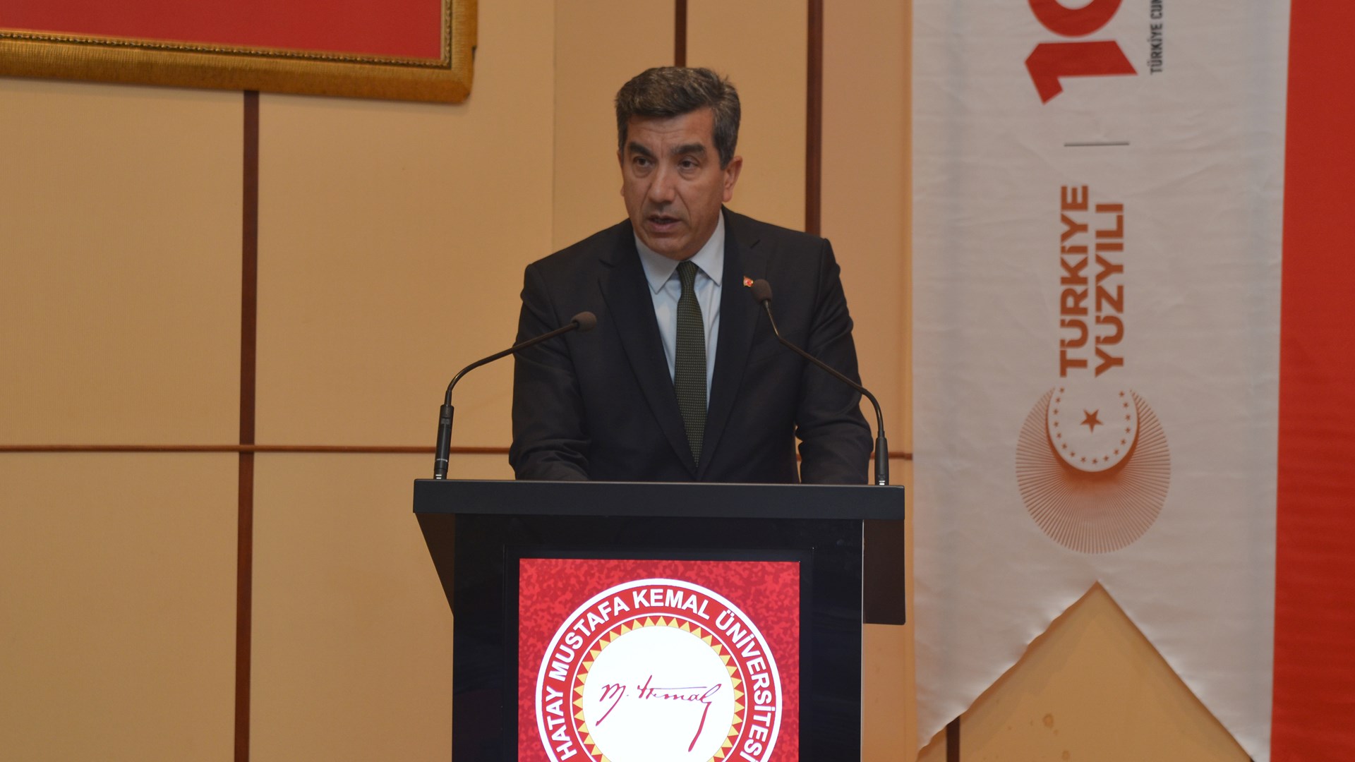 The expiration of the implementation period of the National Employment Strategy, which is currently in force, as of the end of 2023, and the developments at national and global levels, especially the Covid 19 Pandemic and the February 6 earthquakes, have brought about the need for Turkey to enter the century with a new employment strategy. With this approach, the new employment strategy studies carried out by our Ministry started with participatory meetings held in the provinces.